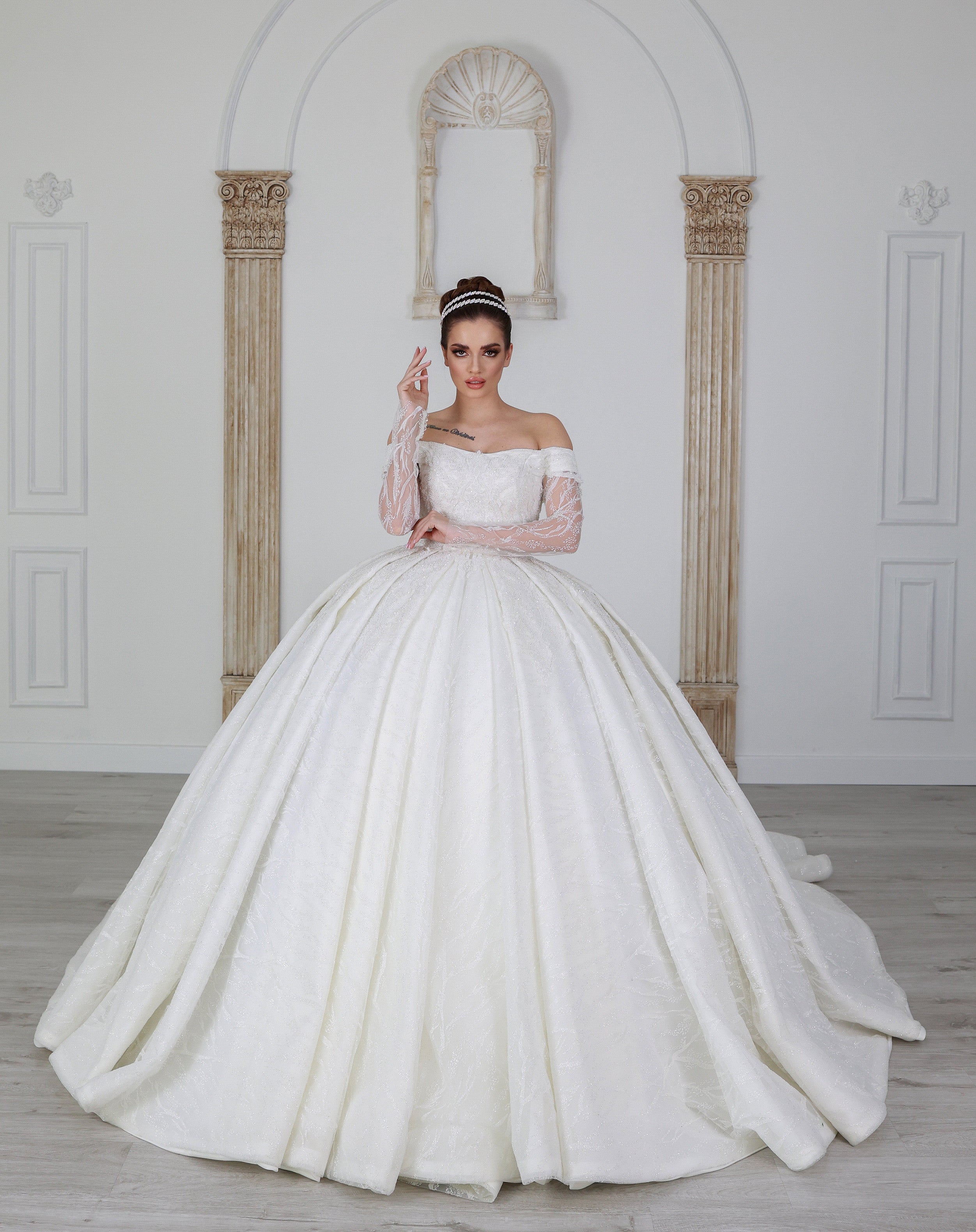 Azze Crystal Ballgown